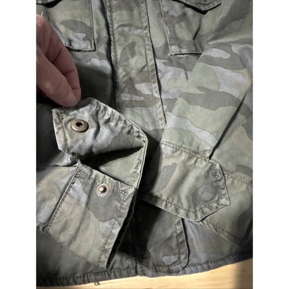 American Eagle Army Green Camo Women’s Small/P Jacket Gorpcore Outdoors Utility - Picture 11 of 13